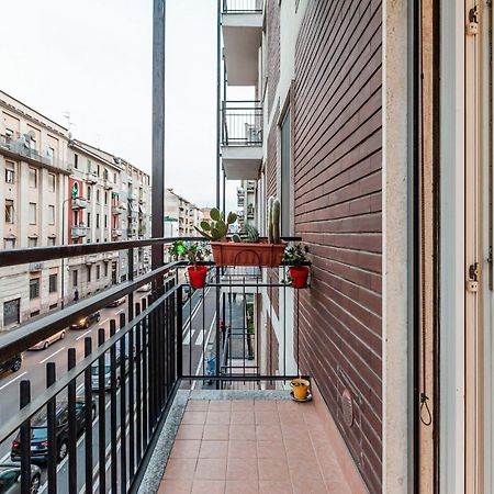 Affori Centro Metro Appartamento Con Camera E Cucina Milan Exterior photo